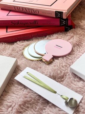 🛍️ Chanel Chance Vanity Bundle Mini Mirror Fan + Phone Charm | GWP